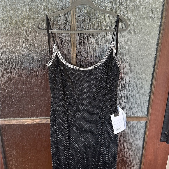 Mac Duggal beaded black sheath Elegant Black Evening Gown size 12 NWT - Picture 4 of 11
